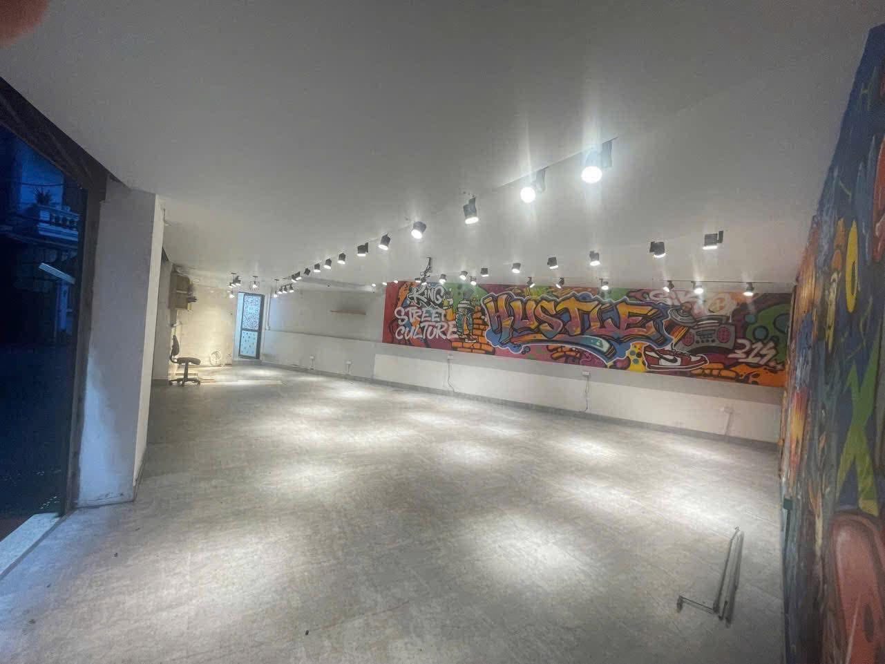 Cho thuê nhà ngõ ô tô Yên Hoà, 85m2, 1 tầng, mặt tiền 15m làm Spa, Văn Phòng, Cà Phê, Salon - Ảnh 2